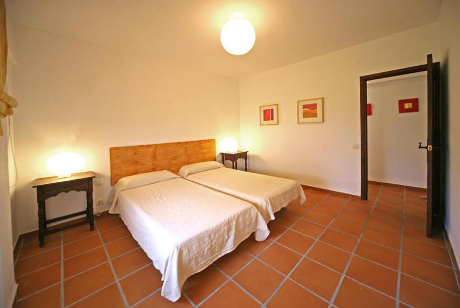 Apartamentos Playa Torrecilla Nerja Habitación foto